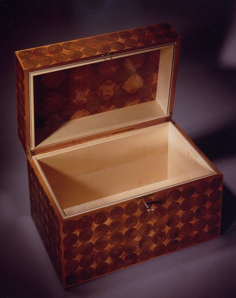 Laburnum oyster and yew oyster casket